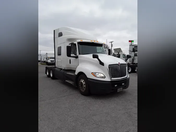 2020 NAVISTAR INTERNATIONAL LT625 SLPR CAB