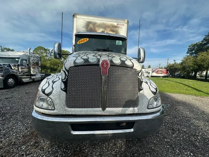 2021 Kenworth T270