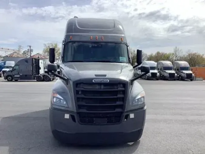 2020 Freightliner Cascadia