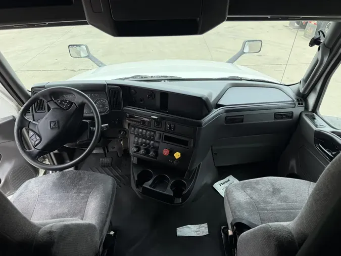 2020 International LT625