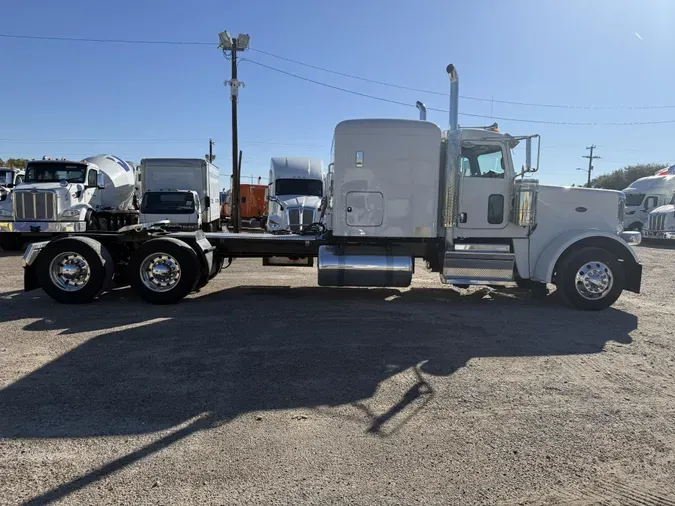 2023 Peterbilt 389fcb704023ddf41b91e69297208812c1c