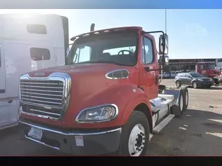 2013 FREIGHTLINER BUSINESS CLASS M2 112