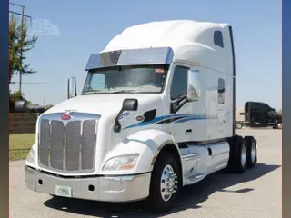 2019 PETERBILT 579