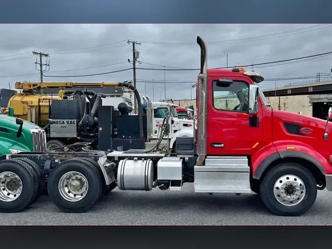 2017 Peterbilt 567