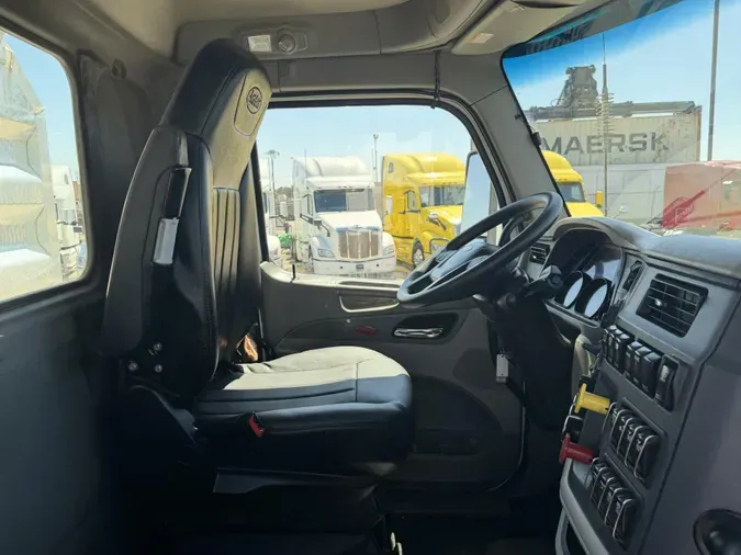 2021 Peterbilt 567