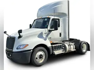 2020 International LT625
