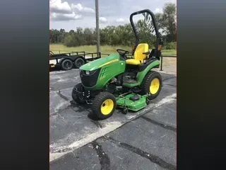 2019 John Deere 2025R