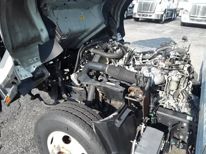 2019 ISUZU NPR HD