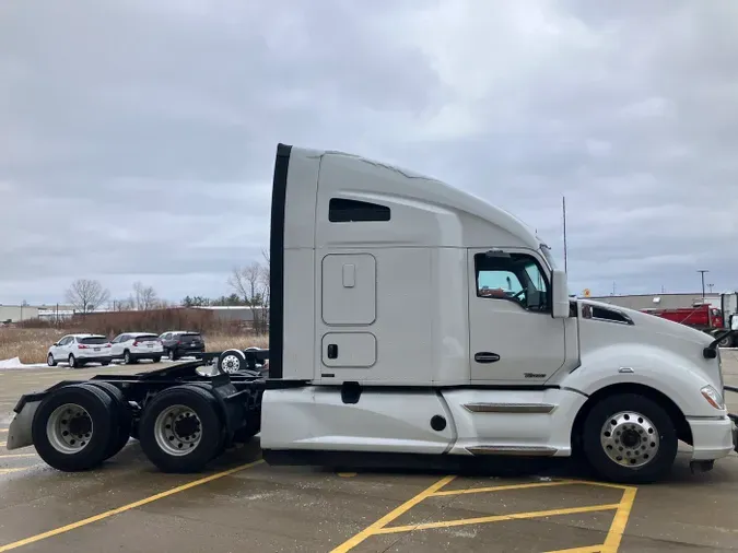 2021 Kenworth T680