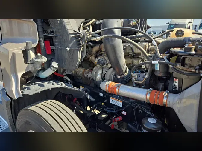 2023 Freightliner Cascadia 126fcc24de2cde65a62ac2241633b3e4c5a