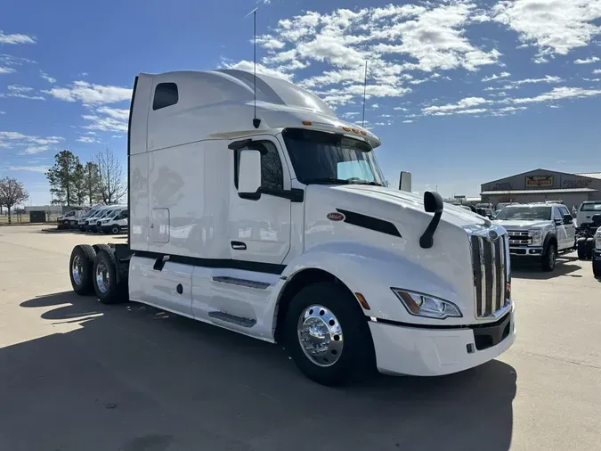 2022 Peterbilt 579