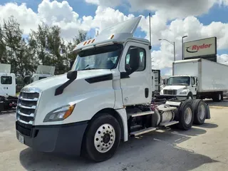 2020 FREIGHTLINER/MERCEDES NEW CASCADIA PX12664