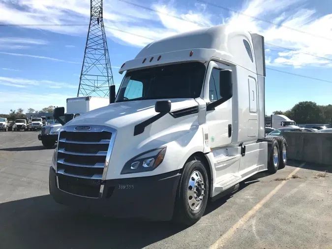 2020 Freightliner Cascadia