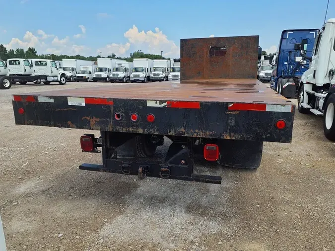 2016 FREIGHTLINER M2 106