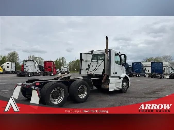 2024 VOLVO VNR64T300fcd654a7d02c5d9a2954676772da981c