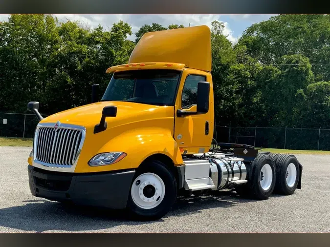 2019 INT LT625 6x4