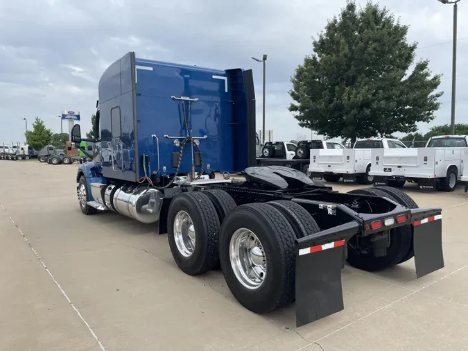 2022 Peterbilt 579