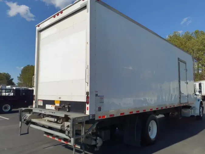 2018 FREIGHTLINER/MERCEDES M2 106