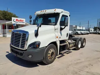 2017 FREIGHTLINER/MERCEDES CASCADIA 125