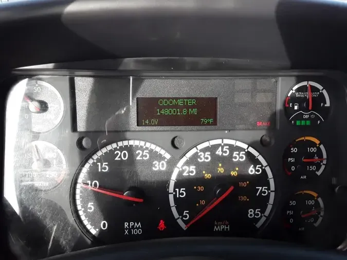 2018 FREIGHTLINER/MERCEDES M2 106