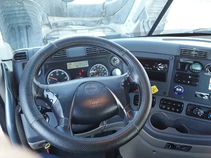 2019 FREIGHTLINER/MERCEDES CASCADIA 125fcefdd3bc8608a613c9836e9858e9ae4