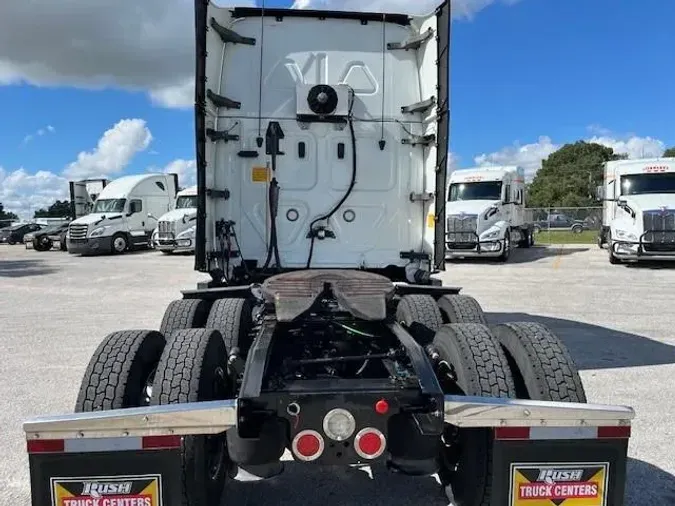 2020 Freightliner Cascadia