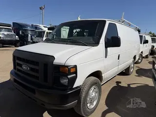 2013 FORD E250