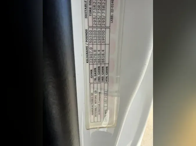 2023 Peterbilt 567
