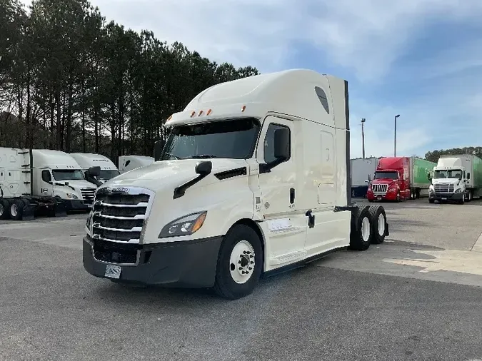 2018 Freightliner T12664ST