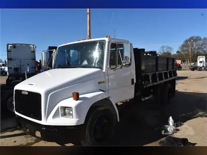 2003 FREIGHTLINER FL60fcfcf6742e0ca57626dcaddfde2d2c42