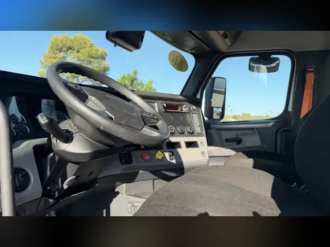 2020 FREIGHTLINER/MERCEDES NEW CASCADIA 116