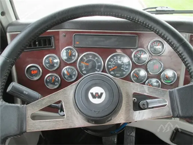 2016 WESTERN STAR 4700