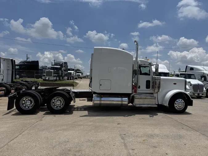 2022 Peterbilt 389fcfe735ce06148f90b9a5a3951e330a8