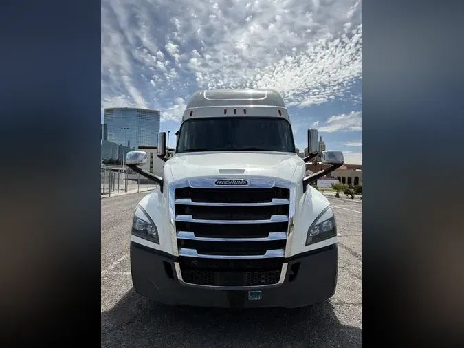 2019 FREIGHTLINER NEW CASCADIA PX12664