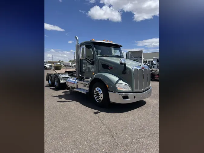 2021 Peterbilt 579fd065b561beca1fc4831ab2af2db1bef