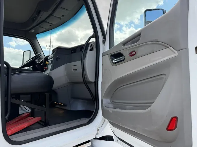 2020 Peterbilt 579