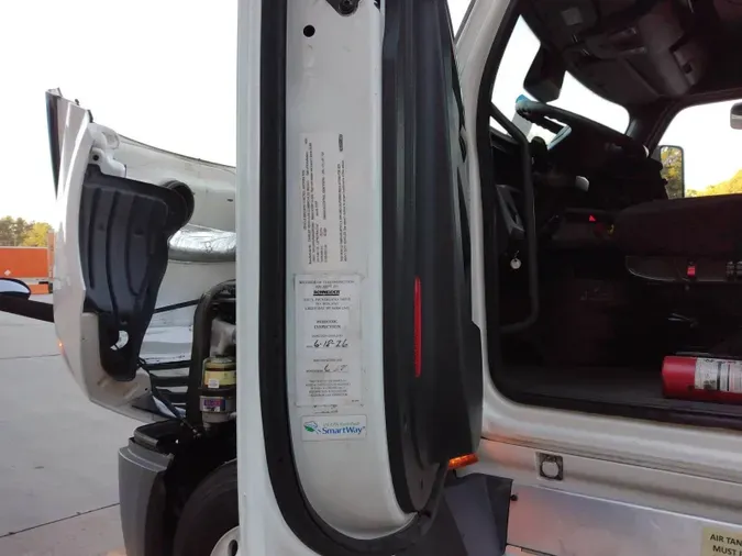 2021 Freightliner Cascadia 126fd0b55d1f4796b5ba497fb1ace7e6460