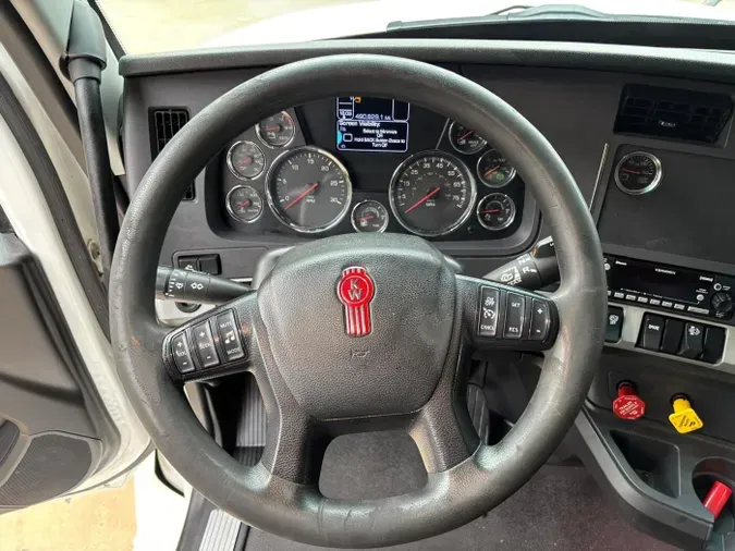 2022 Kenworth T680