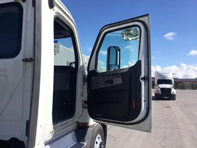 2019 Freightliner Cascadia