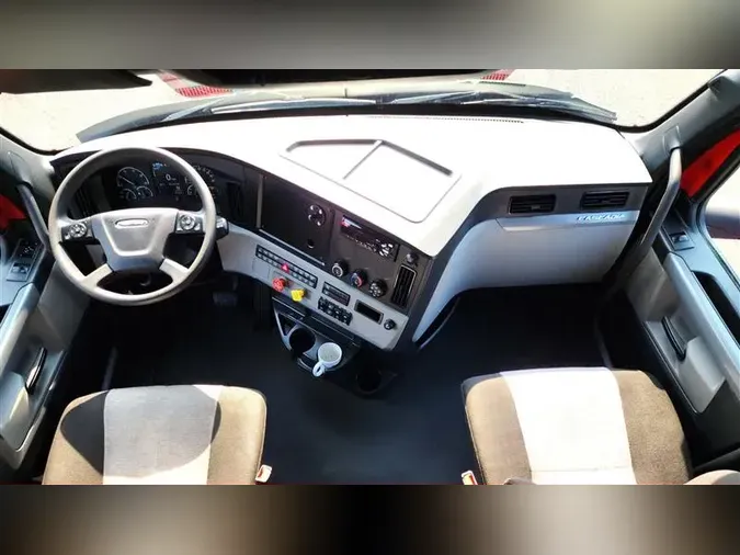 2022 FREIGHTLINER CA126