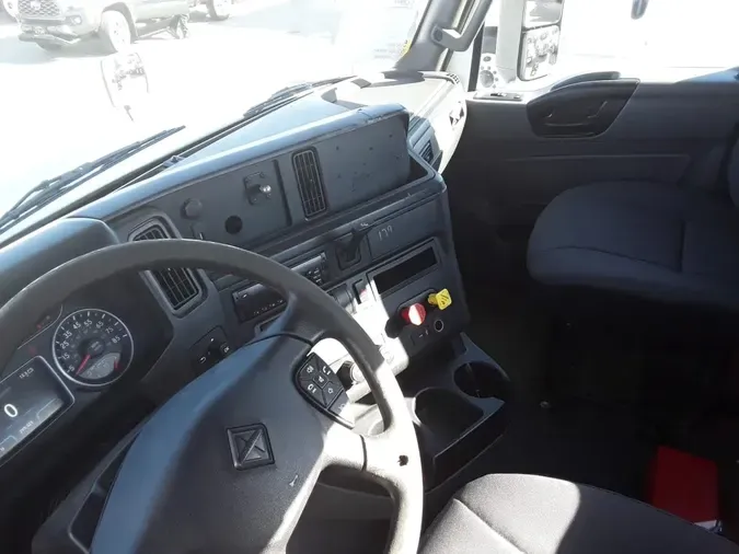 2019 NAVISTAR INTERNATIONAL RH613 DAYCAB S/A