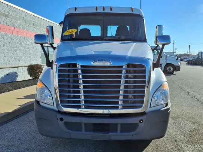 2020 FREIGHTLINER/MERCEDES CASCADIA 125
