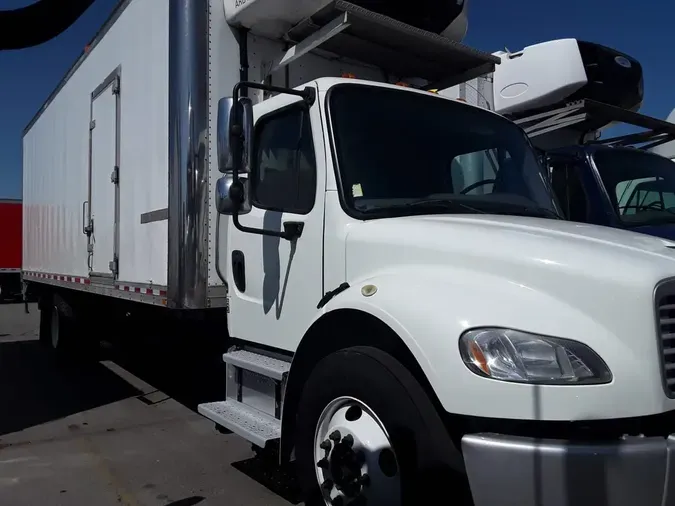 2018 FREIGHTLINER M2 106