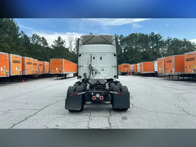 2020 Freightliner Cascadia