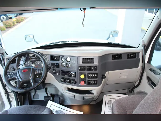 2020 Peterbilt 579