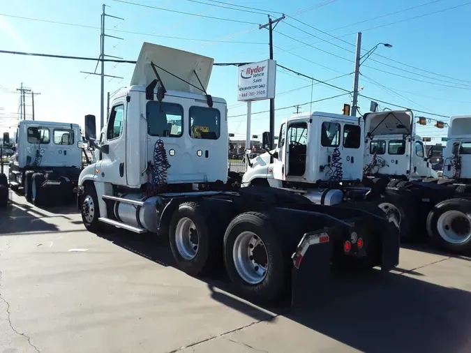 2018 FREIGHTLINER CASCADIA 125