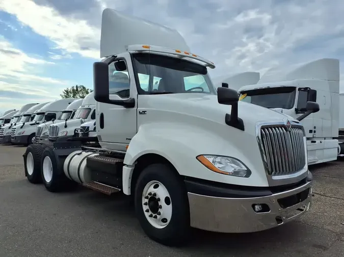 2019 NAVISTAR INTERNATIONAL LT625 DAYCAB T/A