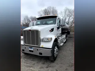 2017 Peterbilt 567