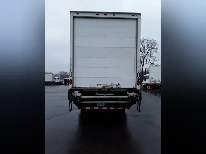 2015 FREIGHTLINER/MERCEDES M2 106