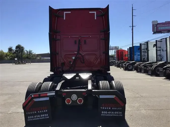 2020 FREIGHTLINER CASCADIA